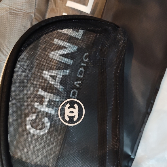 CHANEL Paris Mesh Tote & Pouch Set Silver Hardware Black Chain Shoulder Bag NIP - Picture 6 of 7